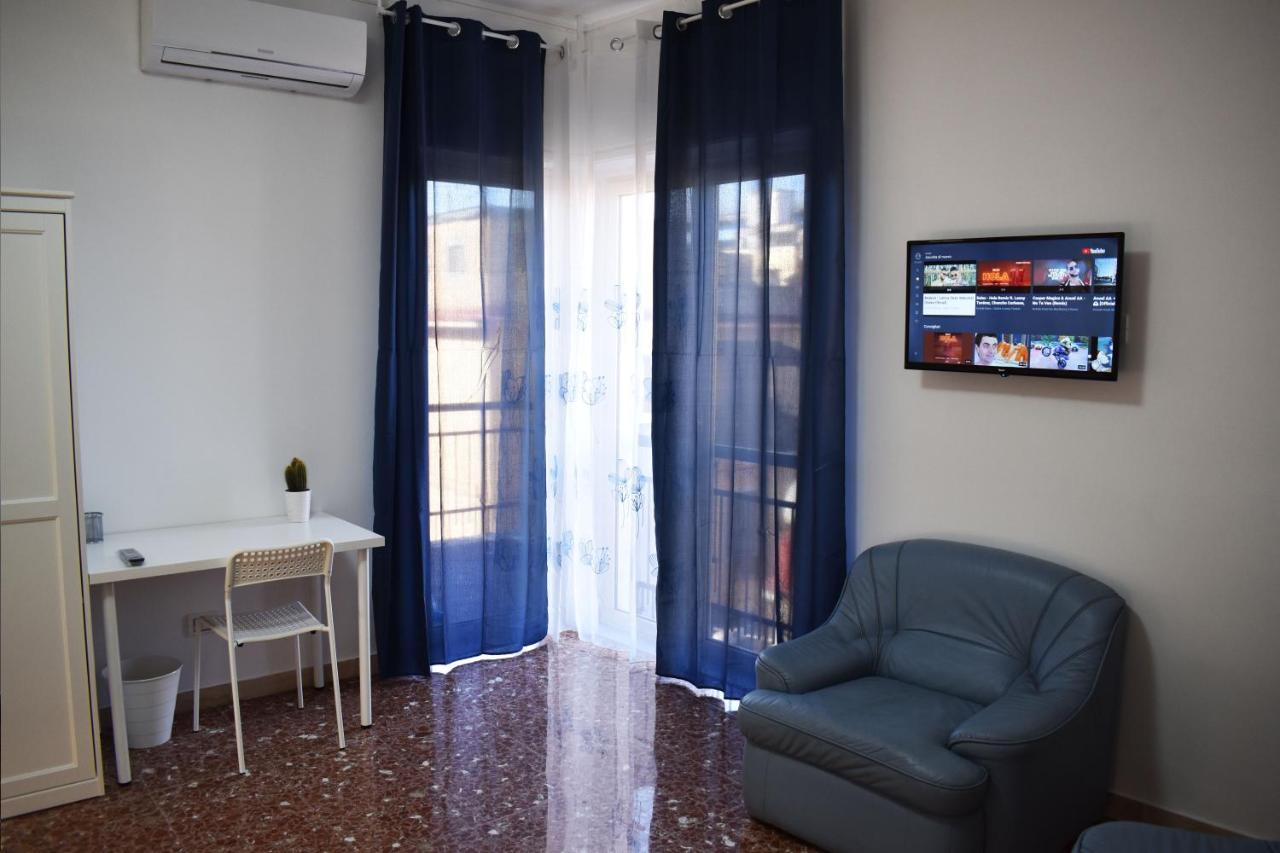 Home Napoli Eksteriør bilde