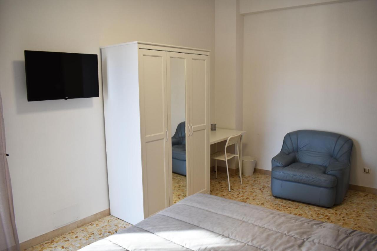 Home Napoli Eksteriør bilde